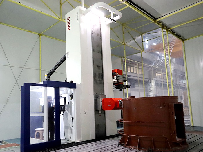 麦考夫落地镗加工中心：加工行程10m*4m*1.6m