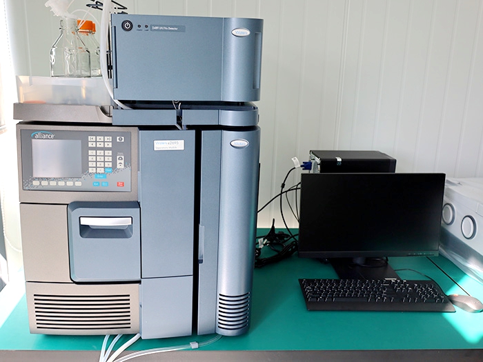 高效液相色谱仪